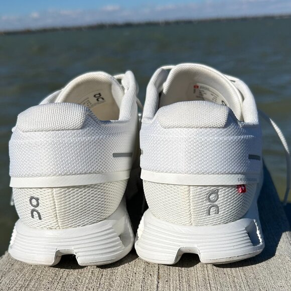 On Running Cloud 5 All White Men Sz 10 59.98918 - Picture 6 of 9